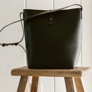 Jenni Kayne Leather Bucket Bag Black Adjustable Strap Minimal Tote cross body